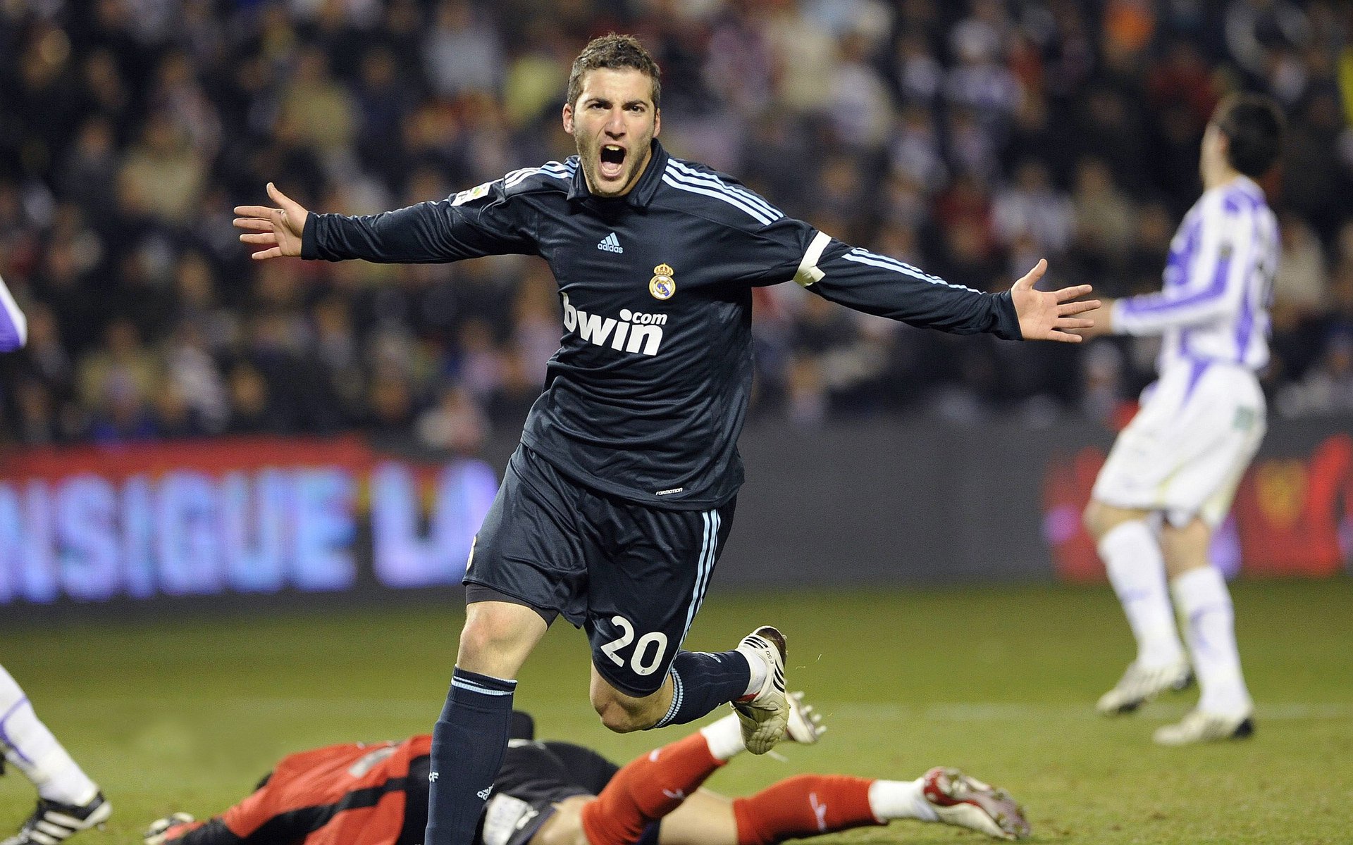 中国足球“智慧赛场”建设持续推进,行业基础设施全面优化,中国专业足球场建设进展